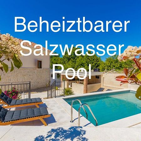 Villa Oasa Malinska Buitenkant foto