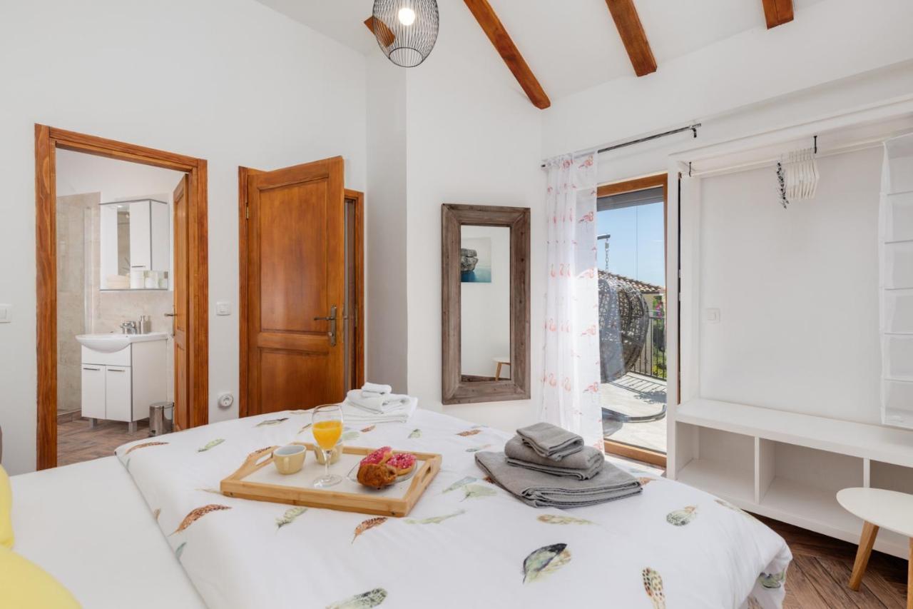 Villa Oasa Malinska Buitenkant foto