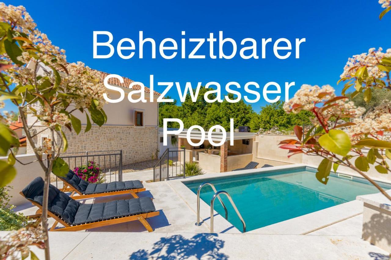 Villa Oasa Malinska Buitenkant foto
